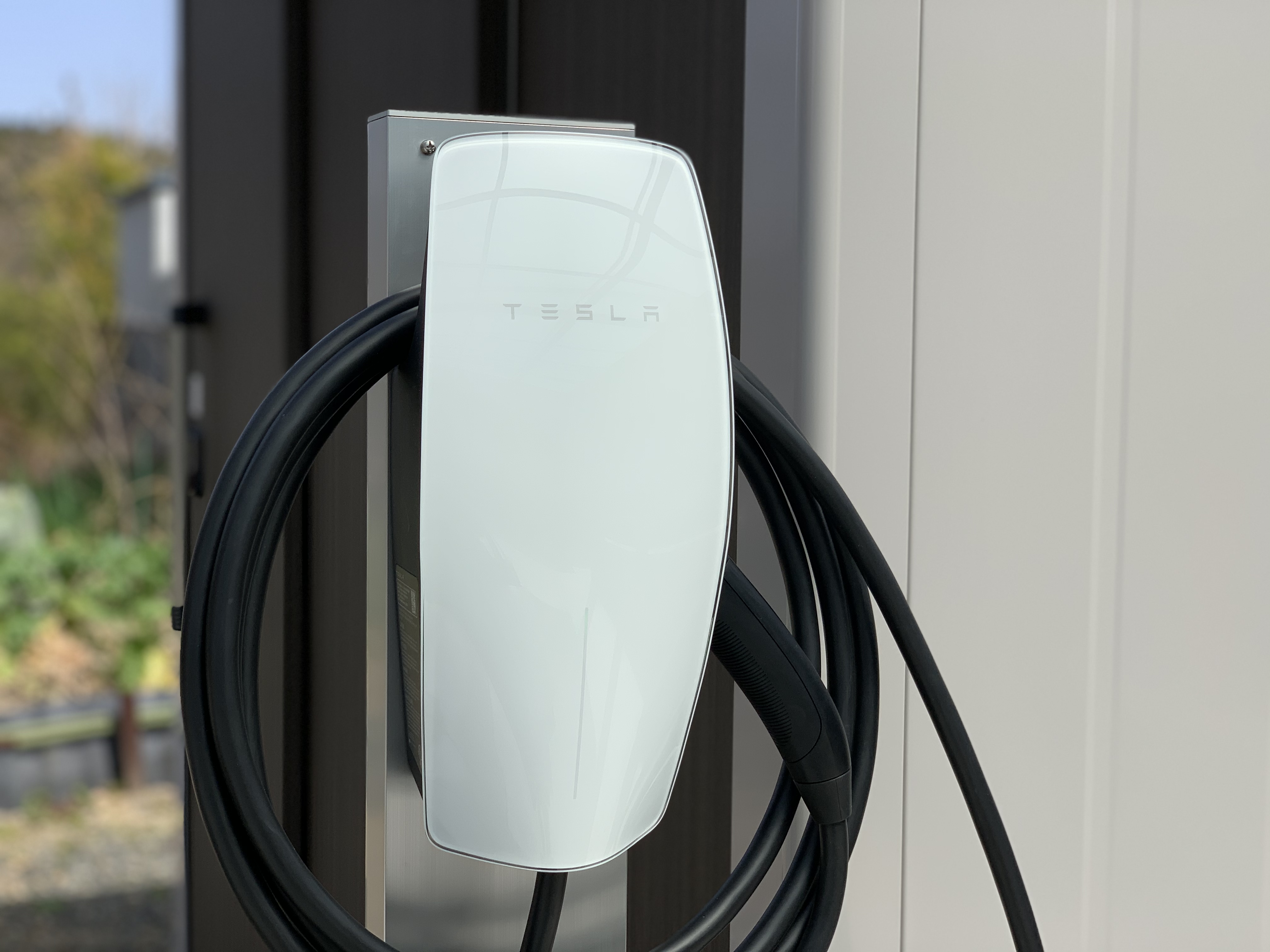 週末値下げ】テスラ TESLA ウォールコネクター 新品 equaljustice.wy.gov